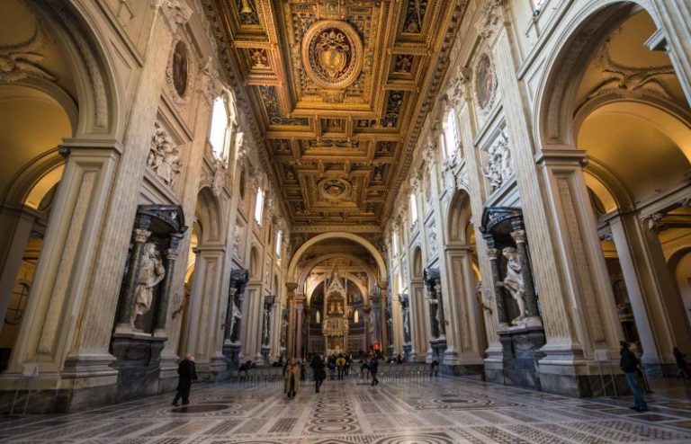 ST JOHN LATERAN BASILICA 3 The Churches of Rome ST JOHN LATERAN BASILICA 3 The Churches of Rome